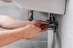Understanding Common Plumbing Emergencies: Expert Fixes & Tips
